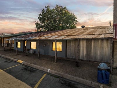 /international/us/206-n-brazos-st-whitney-tx-110100943466/?lang=zh-tw