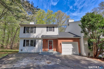 /international/us/371-dunfey-lane-windsor-ct-110107828558/