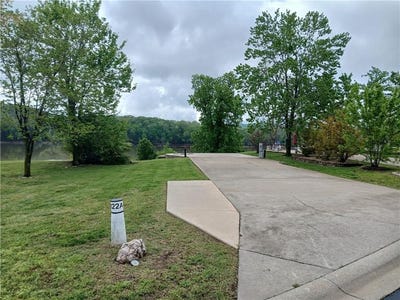 /international/us/1229-cr-663-lot-122a-oak-grove-ar-110096893019/