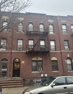 /international/us/31-51-35th-street-astoria-ny-110106437584/