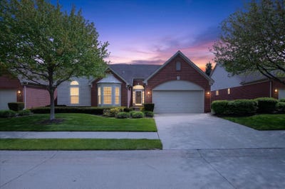/international/us/4288-gardenia-drive-sterling-heights-mi-110108062500/