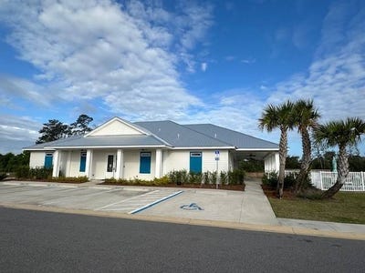 /international/us/72-red-drum-drive-freeport-fl-110106755013/