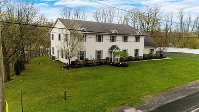 /international/us/207-chapel-drive-syracuse-ny-110107716170/