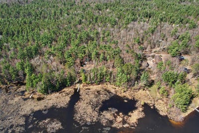 /international/us/eddies-dr-lot-on-eagle-river-wi-110107628977/