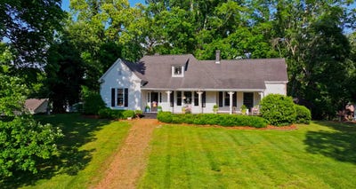 /international/us/226-lee-avenue-chickamauga-ga-110108147706/