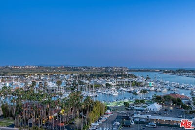/international/us/13700-marina-pointe-dr-marina-del-rey-ca-110107750641/