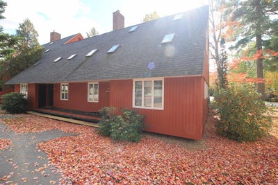 /international/us/27-davos-way-waterville-valley-nh-110110403572/
