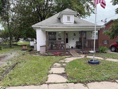 /international/us/534-n-12th-street-centerville-ia-110108173181/