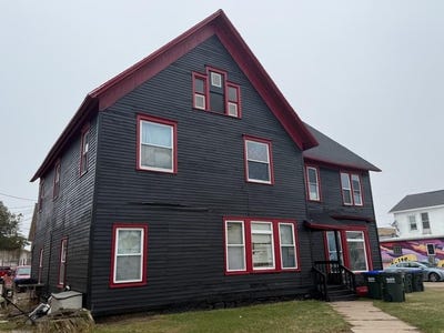 /international/us/409-3rd-st-algoma-wi-110107485498/
