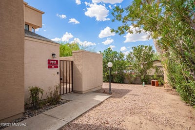 /international/us/7612-e-callisto-circle-tucson-az-110101307844/