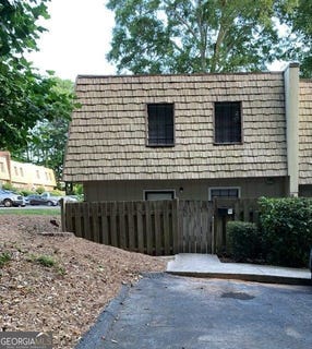 /international/us/1337-woodstone-trace-morrow-ga-110101072831/