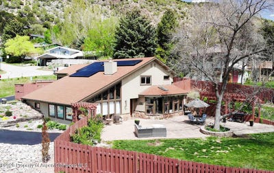 /international/us/111-cardinal-lane-glenwood-springs-co-110107542182/