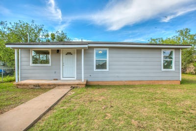 /international/us/358-e-46th-street-san-angelo-tx-110120465330/