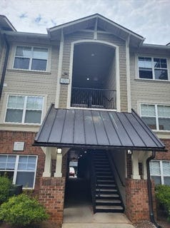 /international/us/833-old-greenville-highway-clemson-sc-110105953755/
