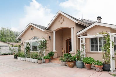 /international/us/1837-s-white-rd-san-jose-ca-110099015349/?lang=pt