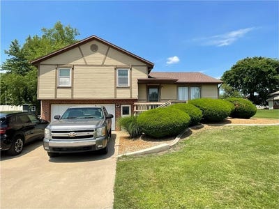 /international/us/1103-east-2nd-terrace-cameron-mo-110108614387/