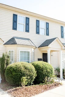 /international/us/278-s-raleigh-street-angier-nc-110099103116/