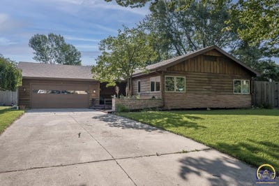 /international/us/736-sw-crest-dr-topeka-ks-110101478848/