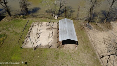 /international/us/6243-lake-mary-road-woodville-ms-110106983846/