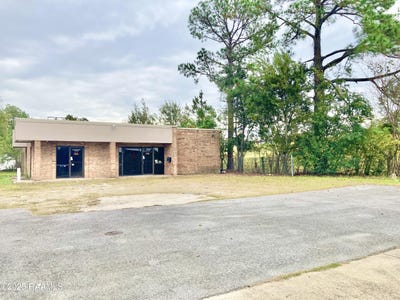 /international/us/3309-common-street-lake-charles-la-110103972392/