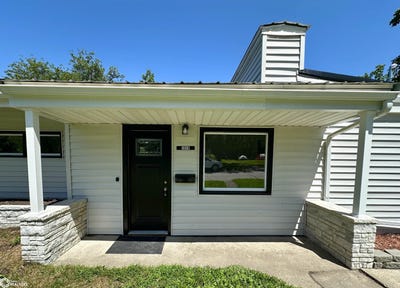 /international/us/1018-rocksylbaina-iowa-falls-ia-110101147530/