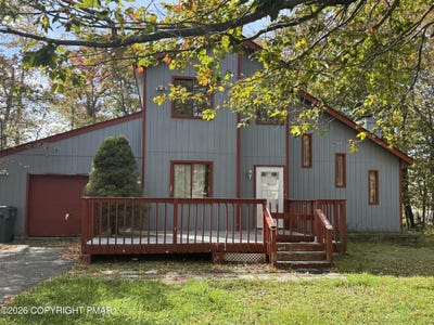 /international/us/9193-buttonwood-court-tobyhanna-pa-110120498995/
