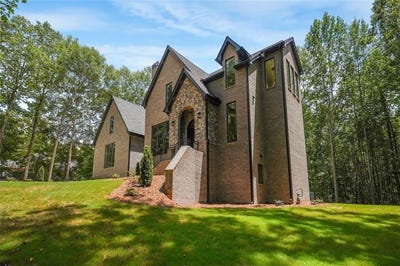 /international/us/337-sandy-creek-road-commerce-ga-110100984113/