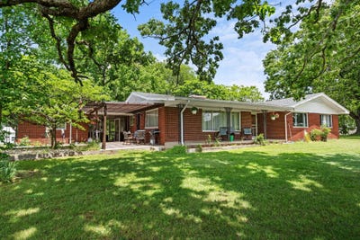/international/us/150-jim-linegar-lane-branson-west-mo-110108782100/