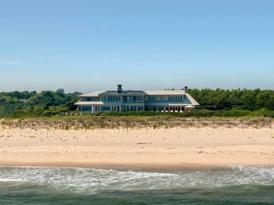 /international/us/21-407-fairfield-pond-ln-sagaponack-ny-110101068899/?lang=en