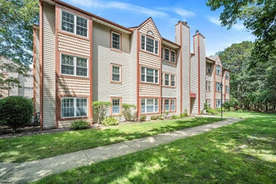 /international/us/44-trotters-ln-galloway-township-nj-110101010678/