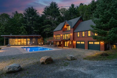 /international/us/249-sawyer-road-woodstock-vt-110104195937/