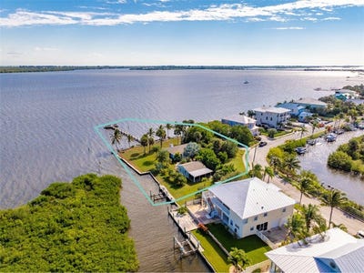 /international/us/5190-95th-street-sebastian-fl-110108857076/