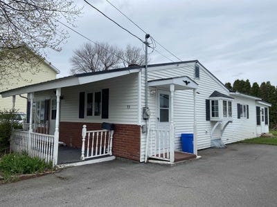 /international/us/53-chase-street-massena-ny-110100022835/