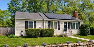 /international/us/45-haven-street-warwick-ri-110108034157/