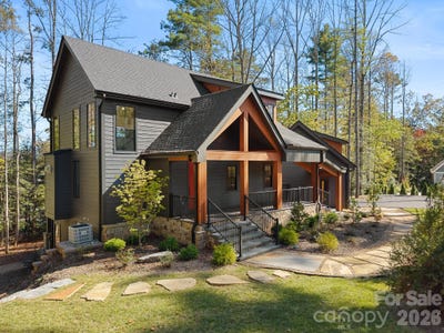 /international/us/236-glazener-road-brevard-nc-110120683588/