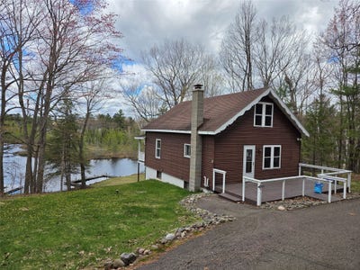 /international/us/15260-w-reiskes-road-hayward-wi-110106103077/