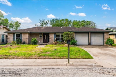 /international/us/1409-brenda-avenue-kingsville-tx-110107315701/
