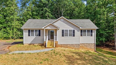 /international/us/4028-pumping-station-road-appomattox-va-110108709603/