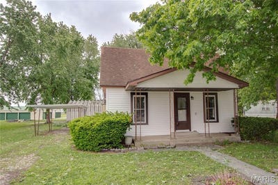 /international/us/334-e-malone-street-palmyra-il-110107666715/