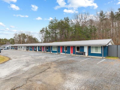 /international/us/1165-s-ky-11-beattyville-ky-110104431859/