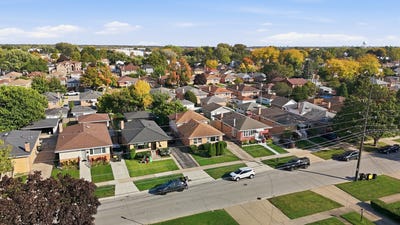 /international/us/3745-scott-street-schiller-park-il-110120554055/
