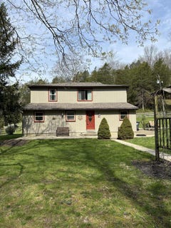 /international/us/3846-ashby-fork-road-petersburg-ky-110100796935/