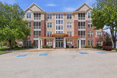 /international/us/1010-crest-way-york-pa-110107538297/