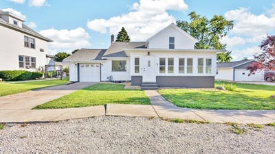 /international/us/106-w-north-street-danvers-il-110108552609/