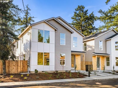 /international/us/7464-se-tolman-st-portland-or-110105735249/