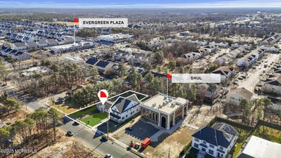 /international/us/30-pine-boulevard-lakewood-nj-110104439168/