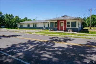 /international/us/301-w-washington-street-st-james-mo-110108203350/