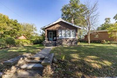 /international/us/6217-moraine-avenue-hammond-in-110120489220/