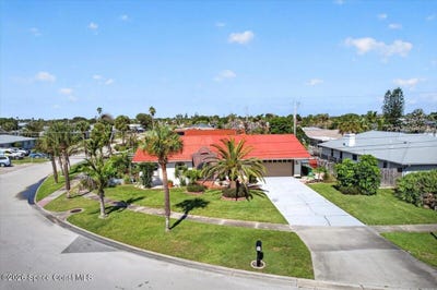 /international/us/150-magnolia-street-satellite-beach-fl-110119748399/