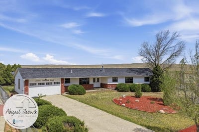 /international/us/730-w-deer-street-glenrock-wy-110108127603/